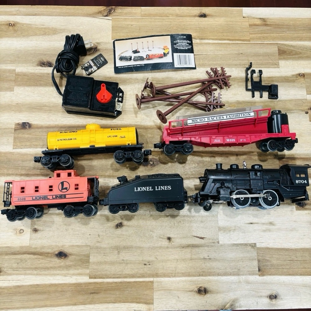 Lionel O Gauge Micro Racers Train Set 1989 Full Set Complete, No Box